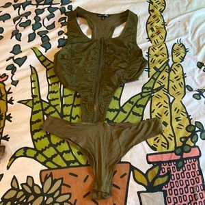 Olive Camo Green Asymmetrical Zip Up One Piece Monokini Sz M